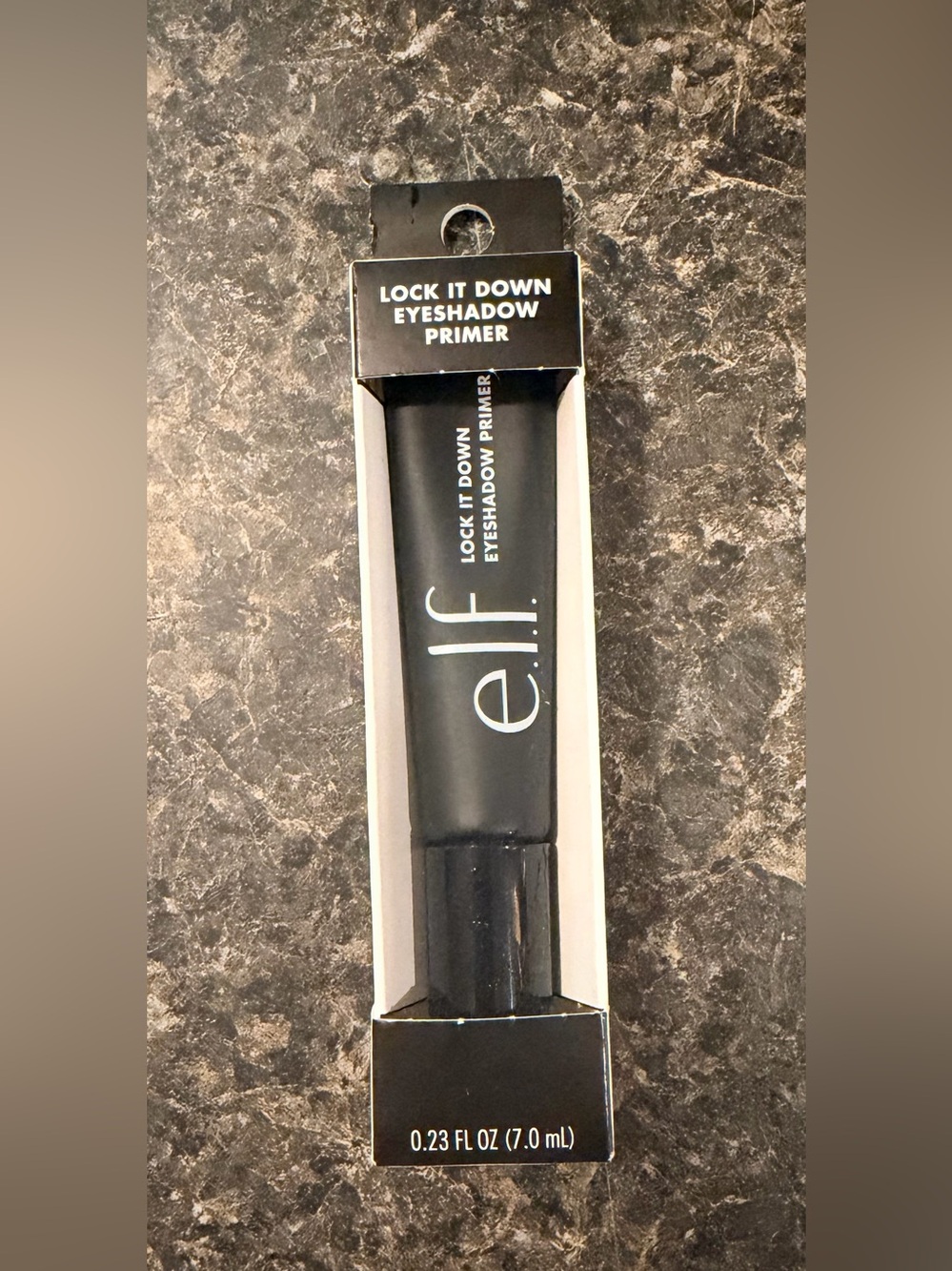 e.l.f. Lock It Down Eyeshadow Primer